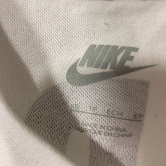 Nike - Picture 3 of 3